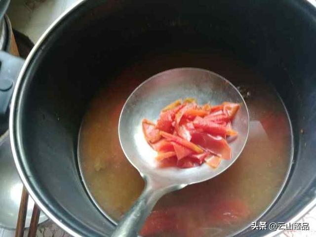温补佳肴「羊肚菌肉片汤」的做法