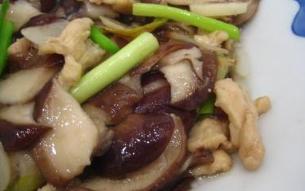 香菇滑鸡的15种做法，滑嫩爽口，比吃红烧肉还过瘾，上桌准光盘